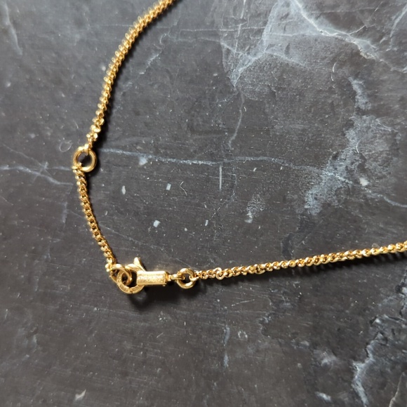 Céline P Necklace - Picture 3 of 4